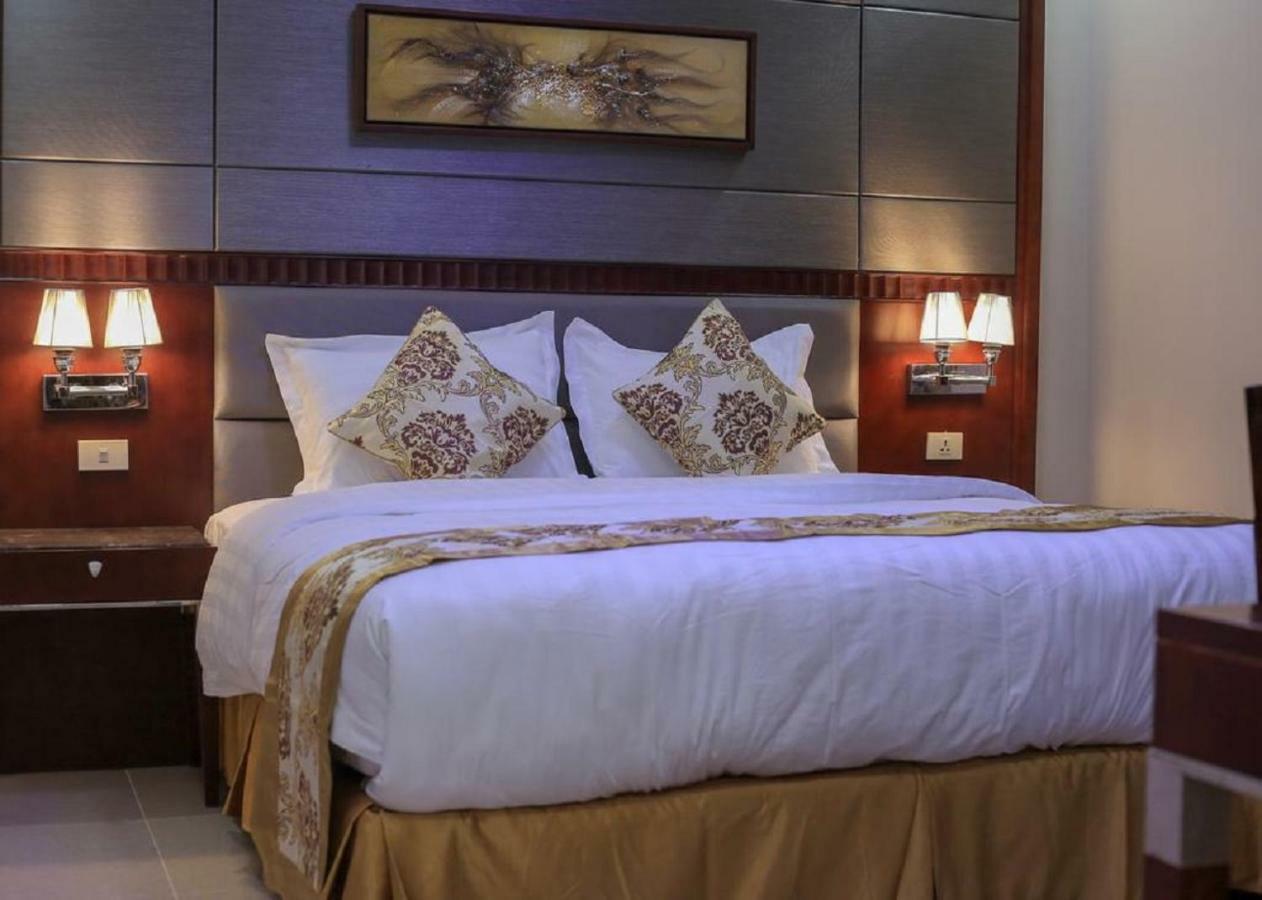 The 40Th Pearl Hotel Suites Jidda Eksteriør bilde