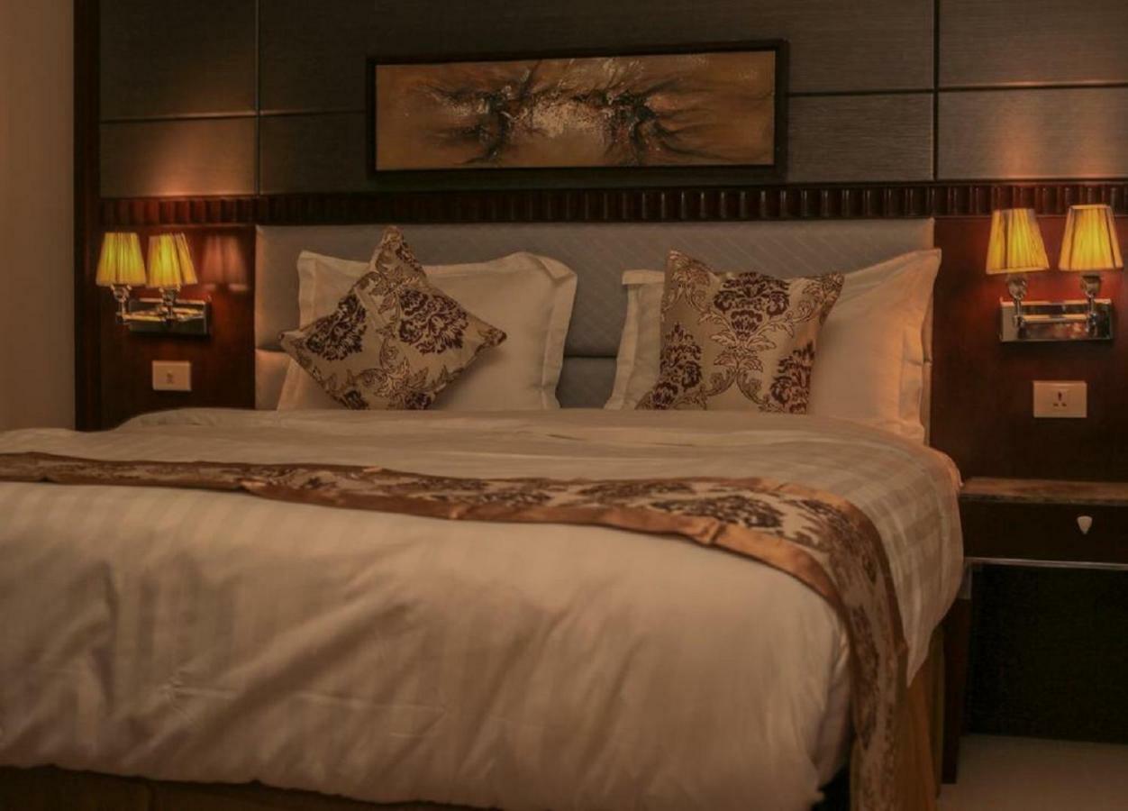 The 40Th Pearl Hotel Suites Jidda Eksteriør bilde